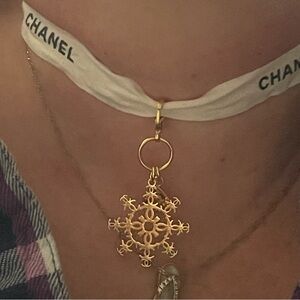 CHANEL 2024 Holiday Line Gold Snowflake Pendant Charm NWOT with Chanel Ribbon
